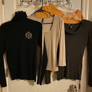 4 size small women’s tops